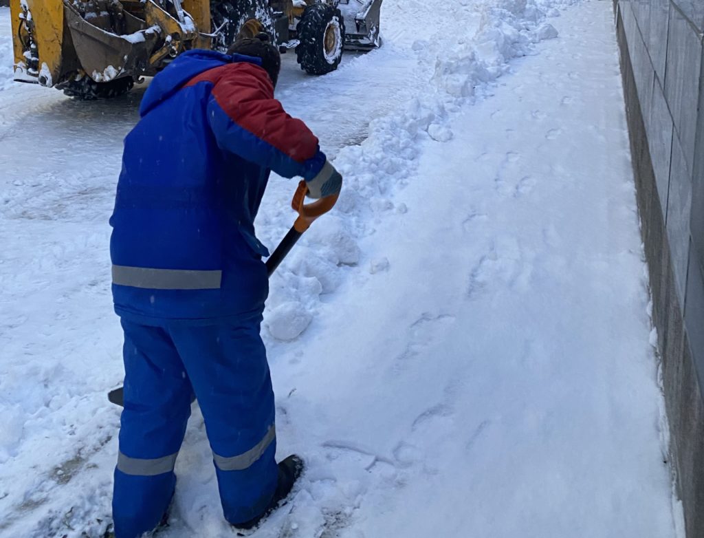 Уборка в зимний период